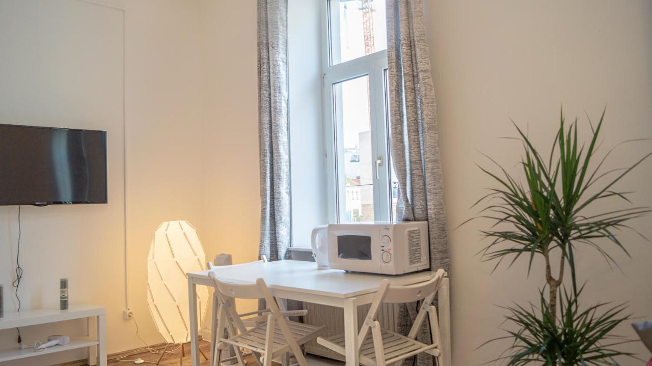 Spacious Shared Apartment Schoenbrunn Wien Ngoại thất bức ảnh