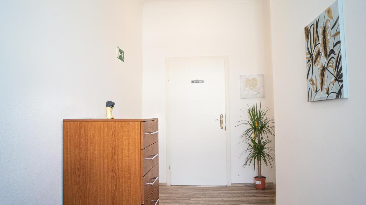 Spacious Shared Apartment Schoenbrunn Wien Ngoại thất bức ảnh