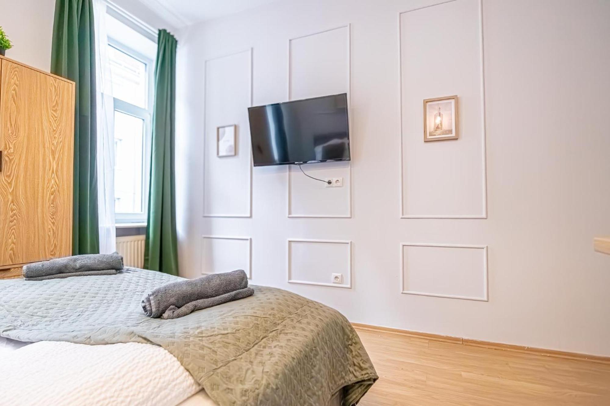 Spacious Shared Apartment Schoenbrunn Wien Ngoại thất bức ảnh